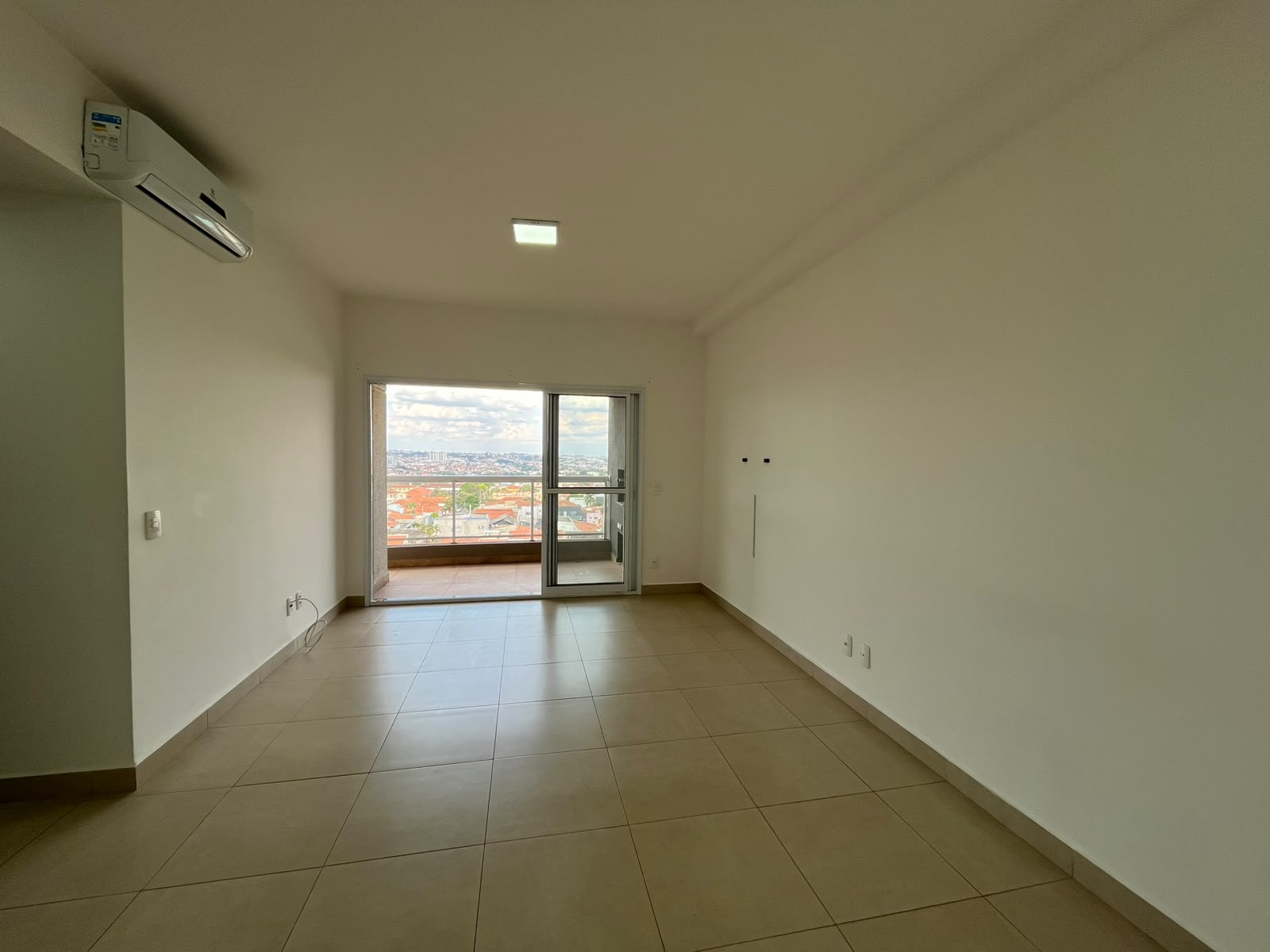 Park Life: 3 Dorms com Sacada Gourmet em Limeira