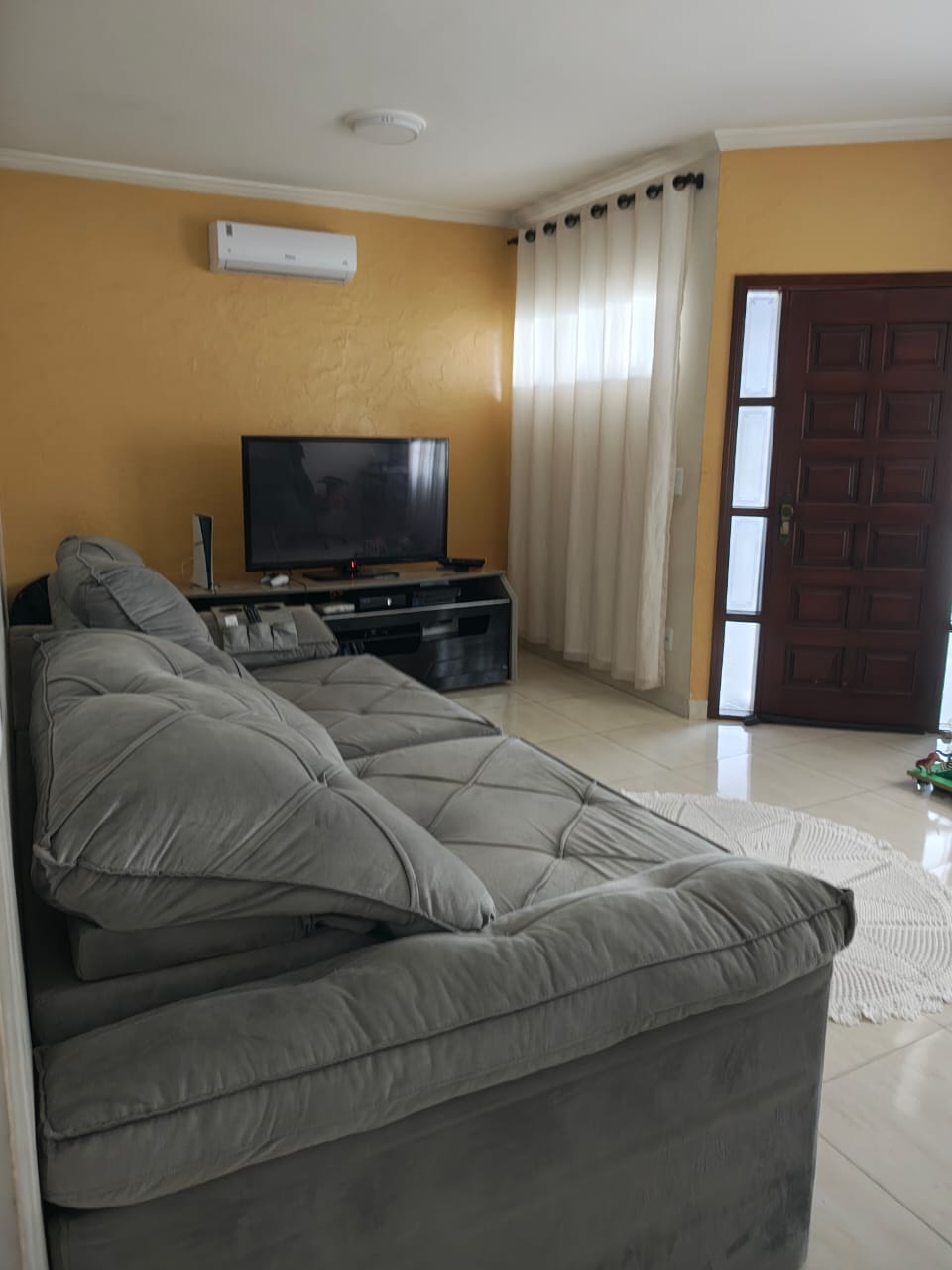 Casa 3 Dorm. com Espaço Gourmet no Parque Aeroporto